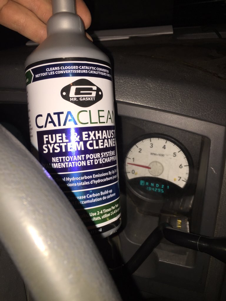 slinky226's tweet image. Not a fan of #bottledmechanics tried #Cataclean from @MrGasket after fixing fouled plug/coil cap. #ImBackinIt