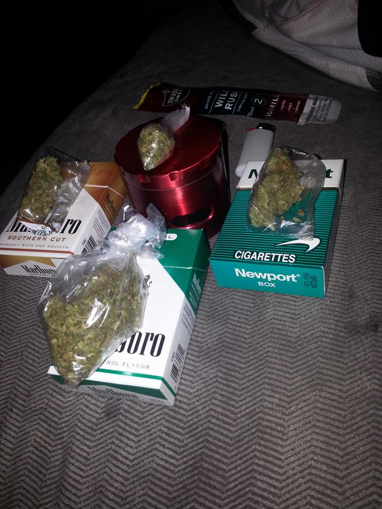 the_chewking's tweet photo. Simple my night ;-D https://t.co/xdoNfuzAbi