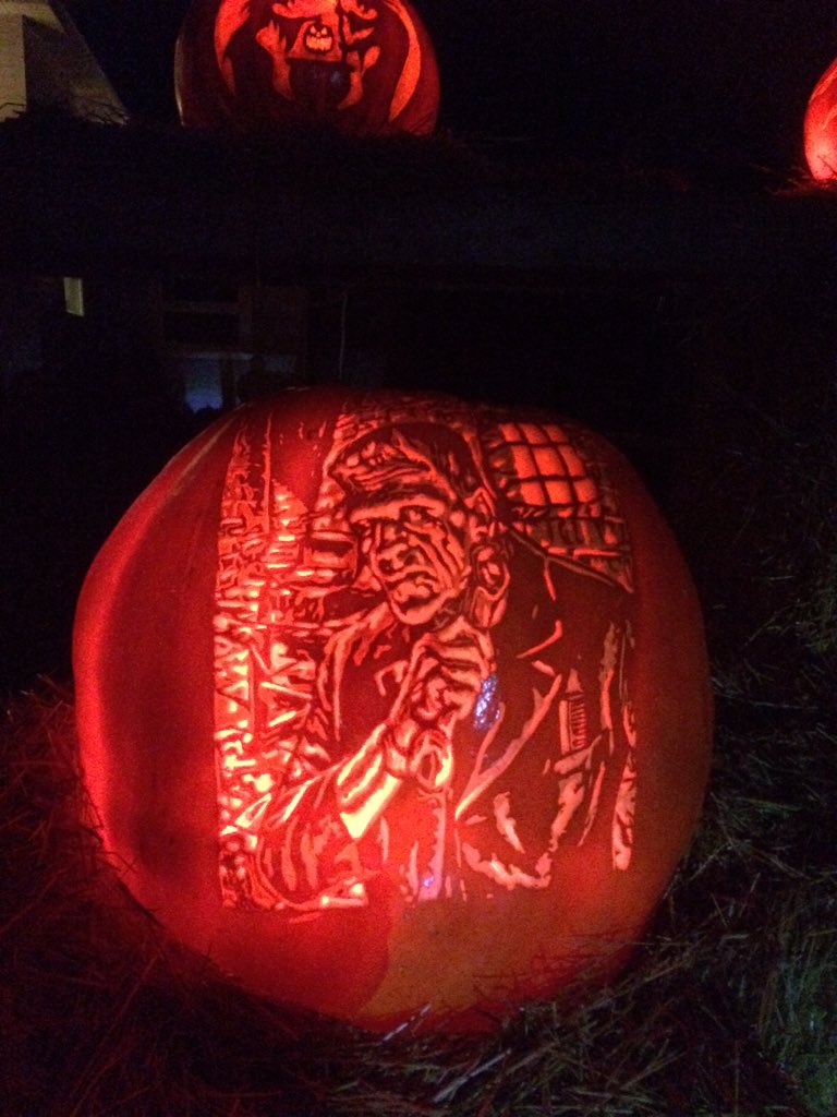 MoreHorrorCake's tweet photo. Saw some cool pumpkins at the Miller display in Waupaca, WI. https://t.co/nwb80hoTZJ