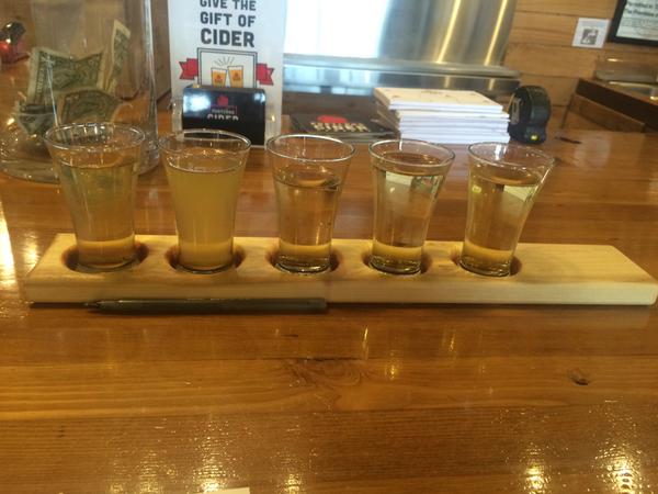 TenFiveOneCider's tweet photo. @PortlandCider #whoneedswater #cidertasting #cidereveryday https://t.co/dzR5yZBA8x