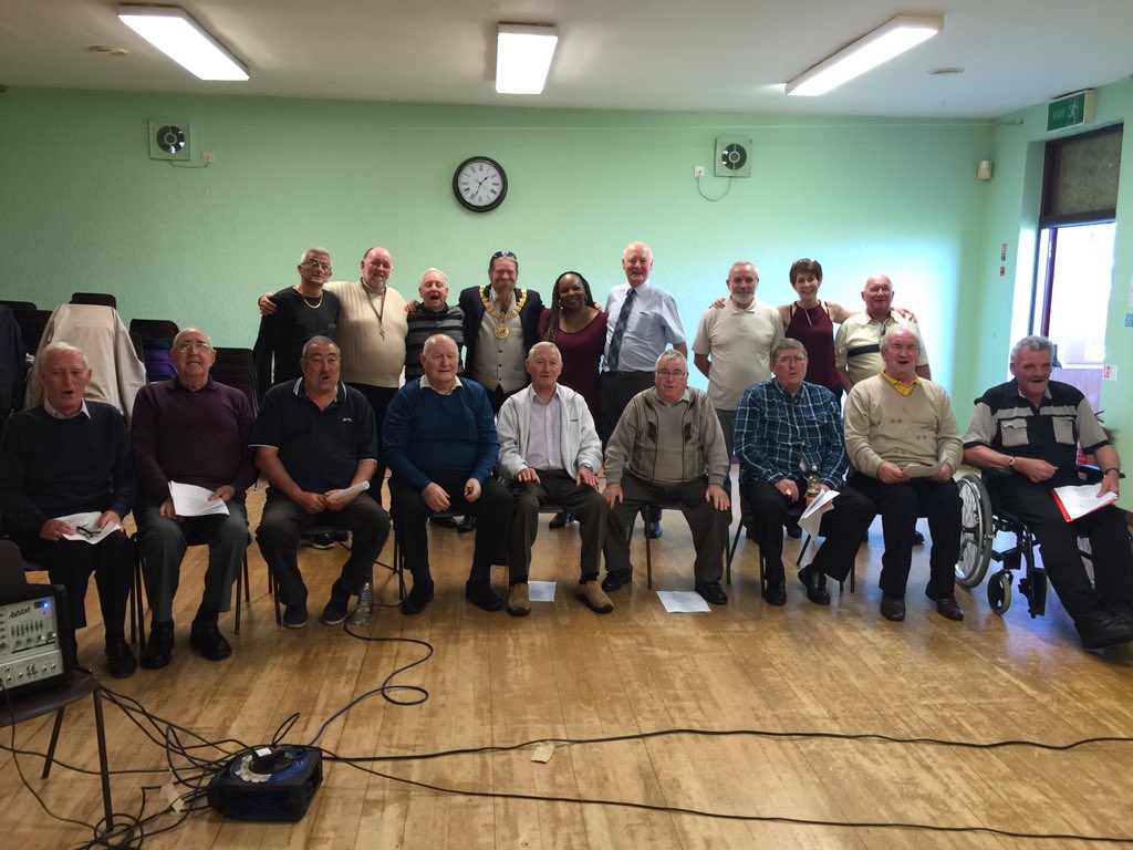 fionacs's tweet image. The Unlikely Lads @CentrestageMT welcomed Provost Todd and Lea Gilmore to Onthank#raiseyourvoice @sjswanny #csselfie