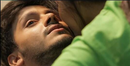 bhumi5192shah's tweet image. #Happy1YearSandhirAnniversary 
#UniqueProposal #KetchupKiss
Officially couple on dis day #SandhirForever @gaiyat6