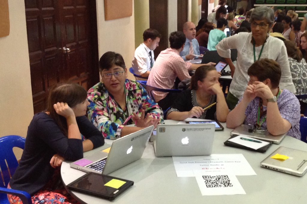 VipulaSharma1's tweet photo. Great vibe for a Friday afternoon #gisspeedgeeking #gisplfriday #edtech #pedagoofriday #asiaed #aussieed #uked https://t.co/7RlBvu6bSG