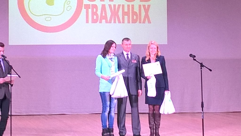 ulkdm's tweet image. И.о. Председателя Комитета Плюха С.А. награждает участников проекта "Остров отважных"