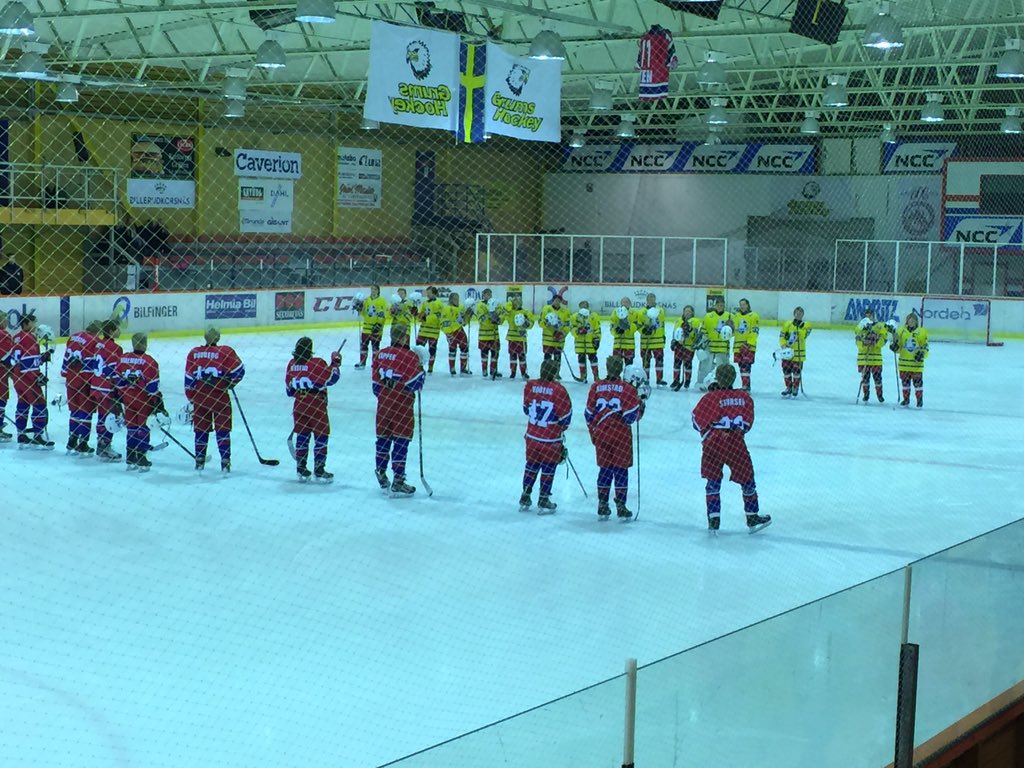 Hockeytrophy's tweet photo. Nationalsång innan första matchen i Nations Cup
@Grums_kommun https://t.co/G5SlnwGv47