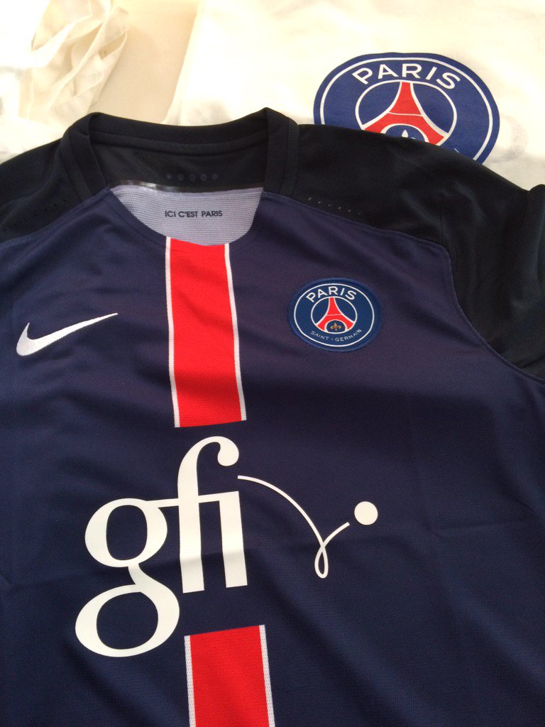MarionLatapy's tweet photo. #ATDA2015 Dernières minutes Participez au tirage au sort. Gagnez le maillot officiel du PSGHand ! @gfiinformatique https://t.co/3UNxz8MOwt