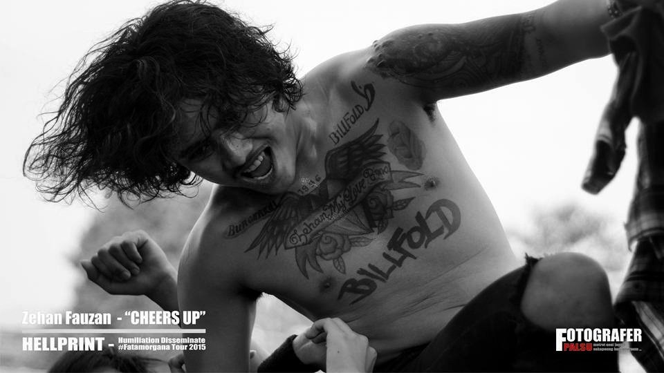 EDAN <a href="/CheersupGarut/">Cheers Up GARUT</a> ! :D  <a href="/hellprint/">HELLPRINT FESTIVAL</a> @billfoldx <a href="/asep_budiman/">Asep Budiman</a>