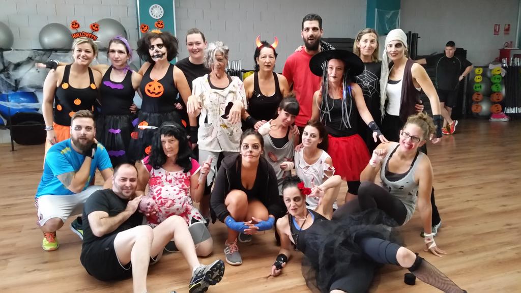 GymGoPuerto's tweet photo. #mastercombat #Halloween #combat dándolo todo!! #gymgopuerto https://t.co/pg82bFJxGq