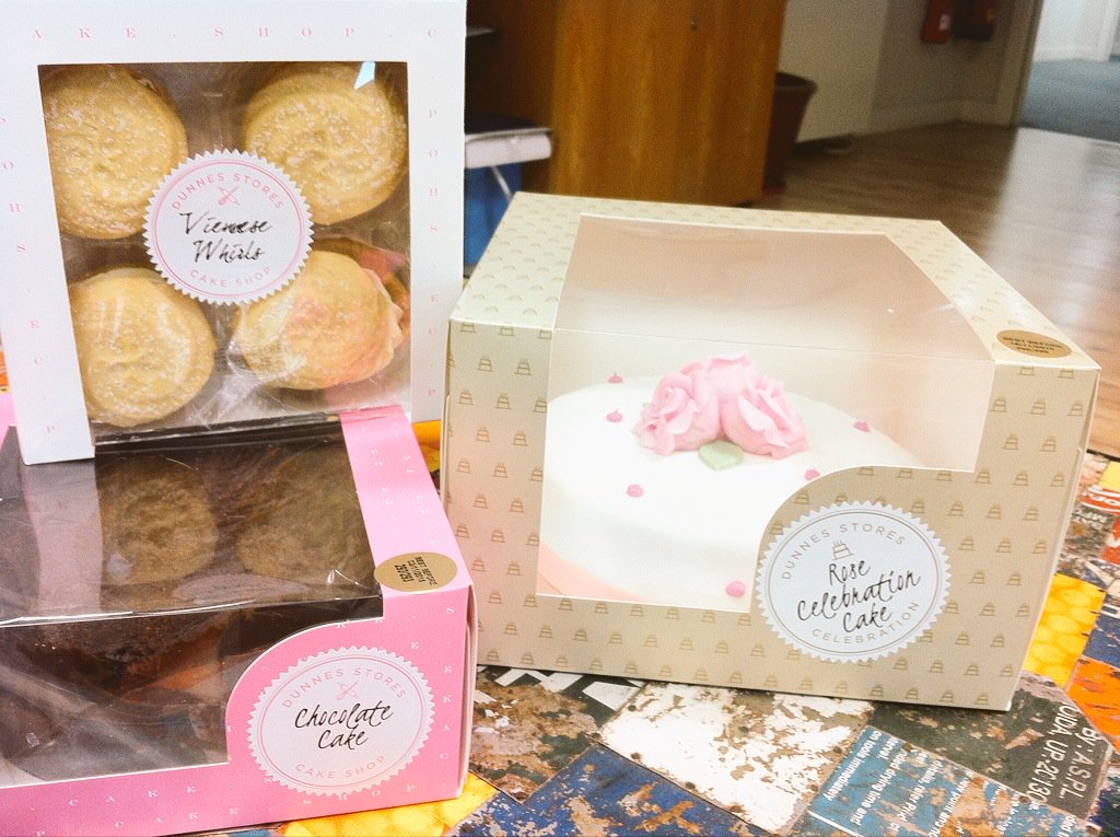 easyfoodmag's tweet photo. So impressed with @dunnesstores new Cake Shop range - they have all the favourites covered! #DunnesStoresCakeShop https://t.co/FMSzSptq6a