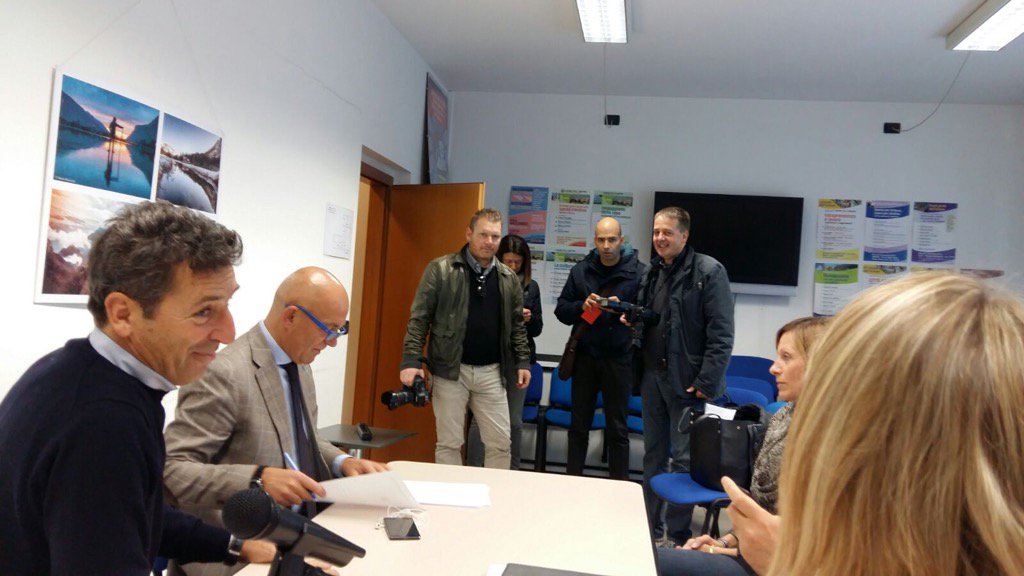 angeliele's tweet photo. Tiziano Mellarini deposita la tesi e la sua candidatura diventa ufficiale per il prossimo congresso dell'Unione! https://t.co/XAbzmf3yq7