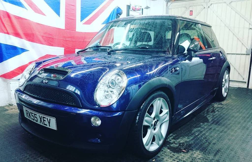 BodykitChannel's tweet photo. Aero fitted #aeroskirts #bodykit #aero #minimad #mini #modified #purplemini #purple #bmwmini #r53 #jobdone #modernm… https://t.co/QtFUFvvTyY