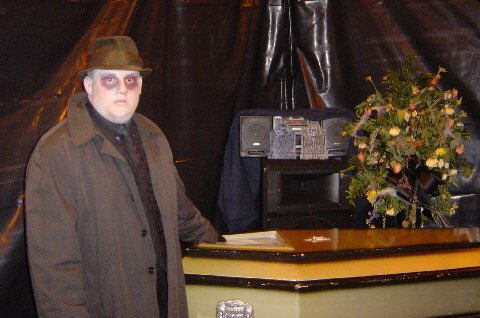 PatrickJJuliano's tweet photo. #FlashbackFriday To 2006: I was the Crypt Keeper for the @palmcoastnow @IAFF4807 #HallOfTerror  #HappyHalloween #RIP https://t.co/T968XVIWdK