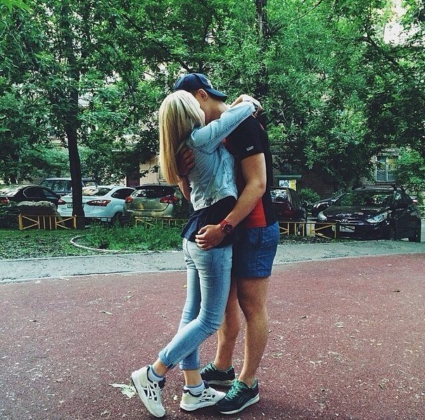 russkie-patsani-i-devushki-ero-domashnee-foto