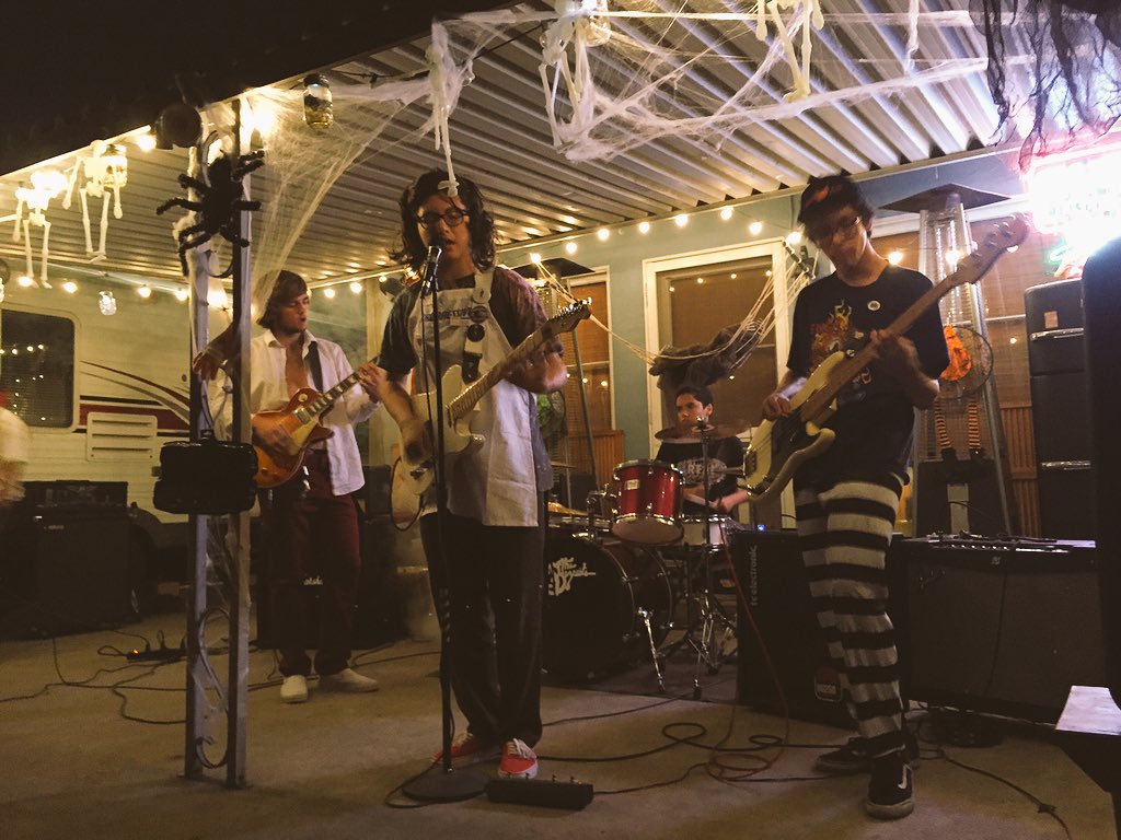 TheeBSides's tweet photo. A big thanks to @The_Bizcuits &amp; @_GirlParts for coming out and playing this past weekend! https://t.co/o4oaOajBFP