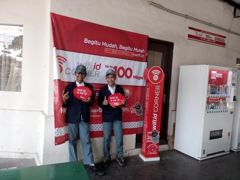 dickywahyudi042's tweet photo. Wifi ID  Indonesia wifi paling keren dan canggih@wifi_id
#wificorner #wicolepisi https://t.co/F0yZV1xs1Q