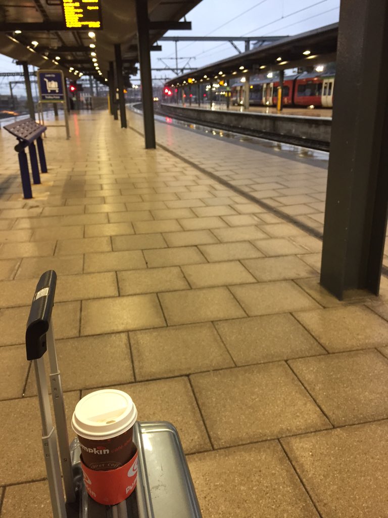 LizDobsonUoH's tweet photo. Off to St Etienne to talk on collaborative computer-based composition, evidenced creativity. 🙃 #teamteachingrocks https://t.co/AfOWPeXmwQ