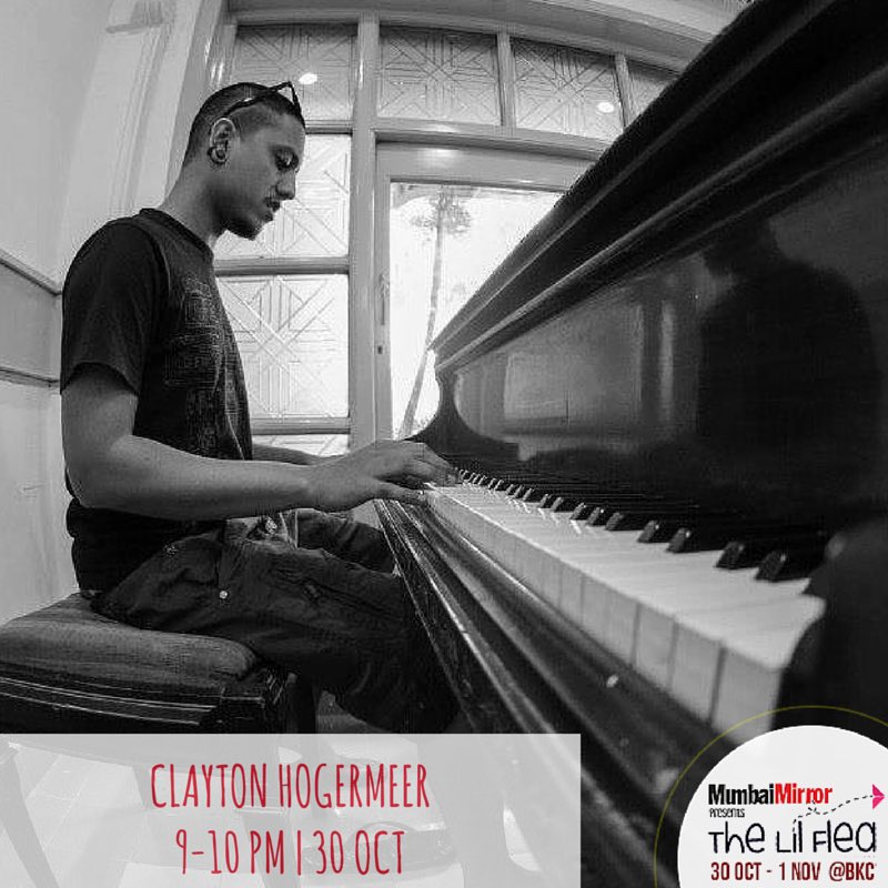 TheLilFlea's tweet image. While you shop, dine &amp;amp; click...drop by for some Indie music &amp;amp; catch your favorite band playing. #LilFlea #BandsToday