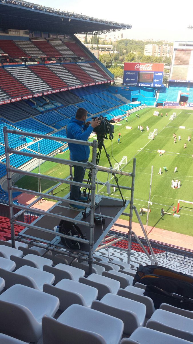 retoxx1_eventos's tweet photo. Construimos #practicables donde necesites... Esto fue hace muy poco. https://t.co/Dvky9qkjap https://t.co/tKDVSIiwnP