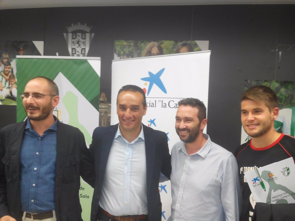FteObejunaSport's tweet photo. Presentación del Proyecto "Quien Juega Limpio, Gana", con @OltraJL. Rafa Jirona, @OltraJL, @Mellado08, @Crisstiandg. https://t.co/2zCUQRIFKq