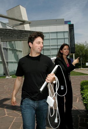 Pantaskah Gaya Semau Gue Orang Nomor 1 Google Jadi Polemik? de.tk/6d9IZj via <a href="/detikinet/">detikinet</a>