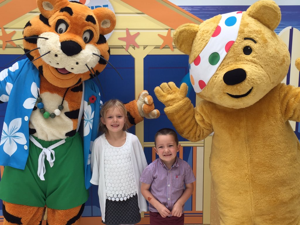 NaomiWoodstock's tweet photo. Pudsey and Rory bringing smiles to kids @haven bake sale in aid of @bbccin @marlowes in Hemel Hempstead https://t.co/MoCGO2MDoM