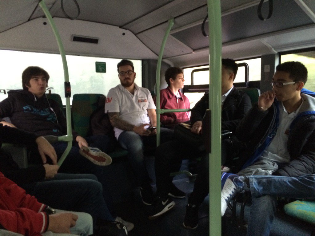 Team_E2G's tweet photo. [#PGW] let's go ! Dans le bus, direction l'Esl Arena  ! On est bouillant ! #TeamE2G https://t.co/V5kciKT4Bg