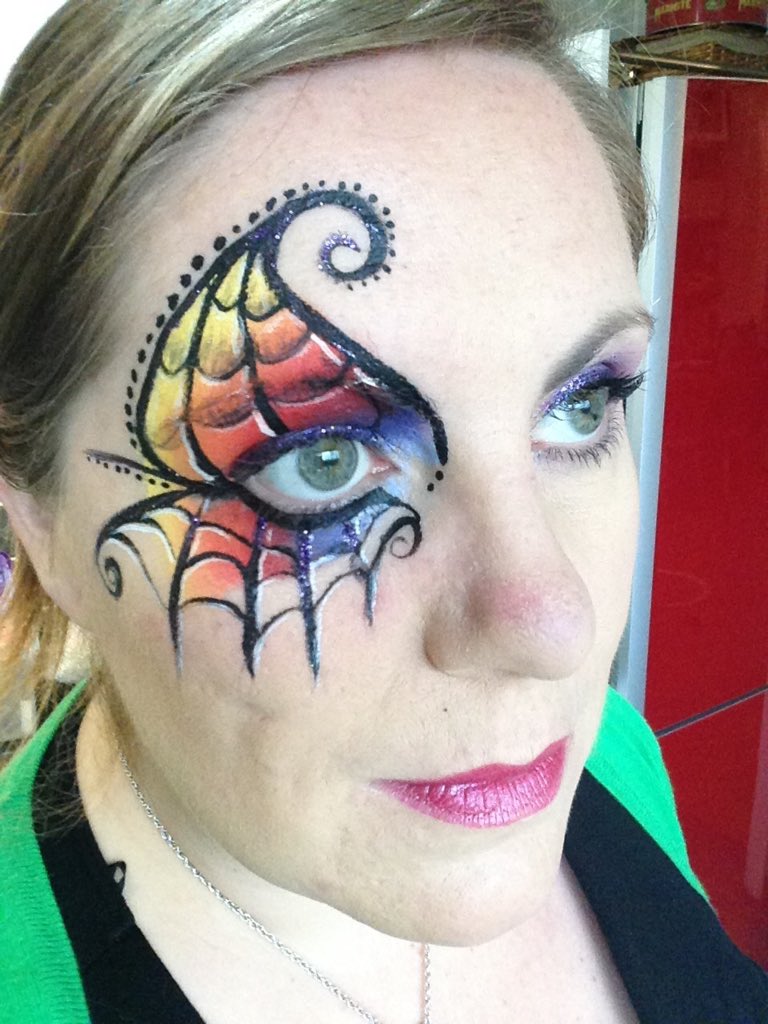 CraftyDoodleDo's tweet photo. Not too much for work is it?! #Halloween #facepaint @FLC_Cardiff @TheWWardrobe https://t.co/N5TAmfTIz0