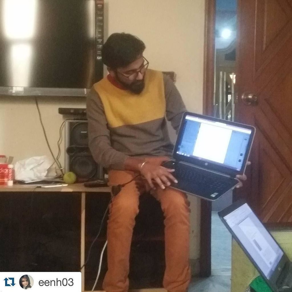 iumairi's tweet image. Feeling the energy in volunteers

#Repost @eenh03
・・・
Demonstrating! 
#muchwork @umair.mushtaq  @tlaorg