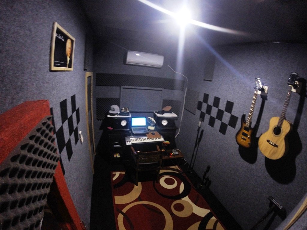 OFFERRECORDS tweet media