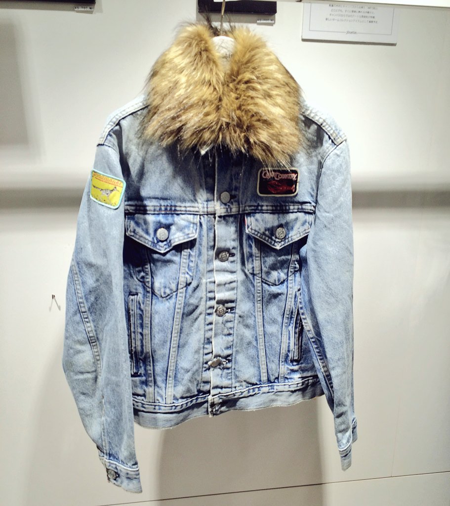 jt_harajuku's tweet photo. 【#jt_denim_collection 】

ファー衿ワッペンGジャン
¥30,000+tax

ワッペンやファー衿でカジュアルに仕上げたGジャン💖

※ヴィンテージのワッペンを使用している為、一つ一つデザインが異なります。 https://t.co/jPy7mf7HHn