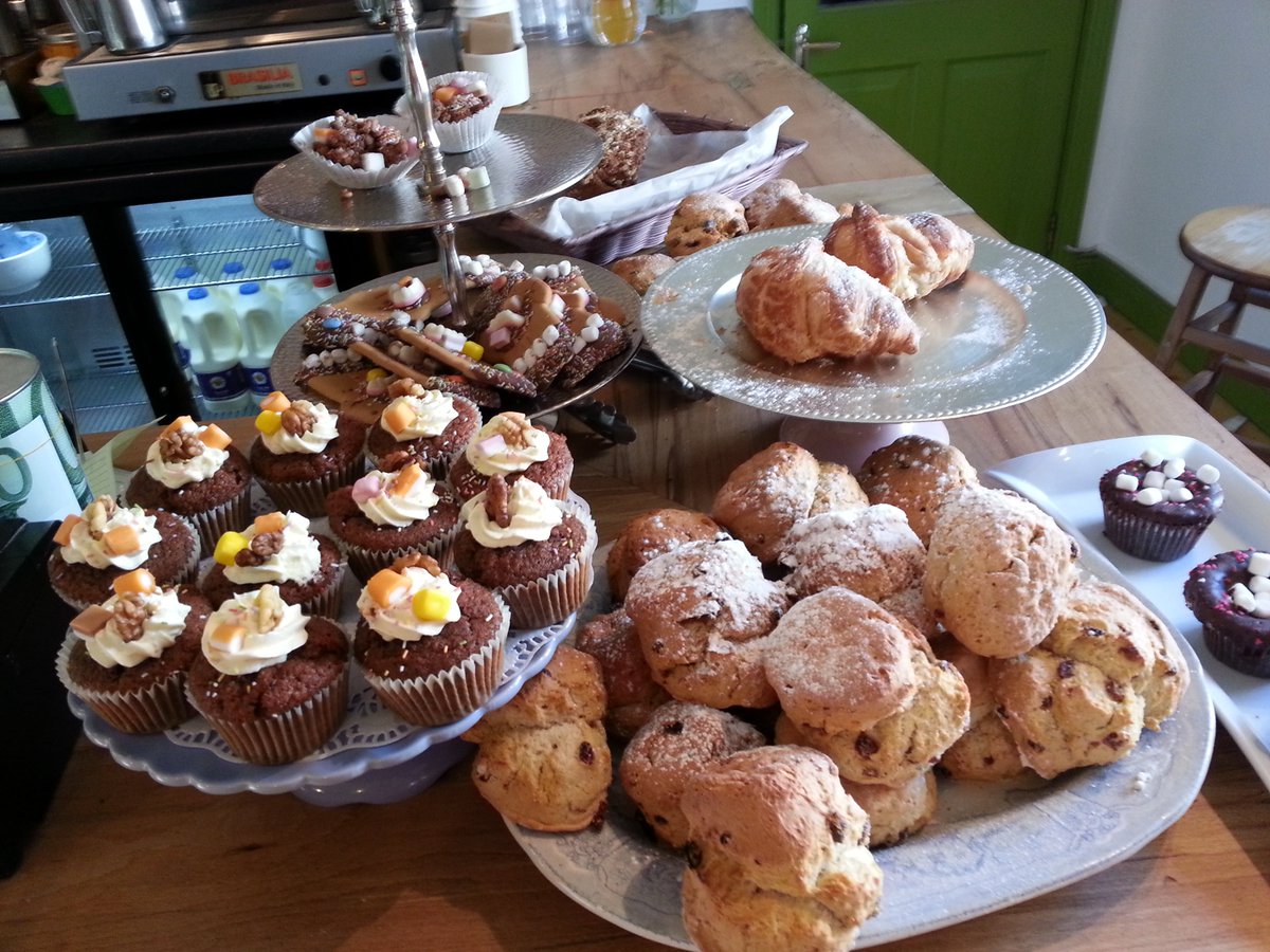 theoldbarracks_'s tweet photo. And scones, don't forget our #scones. #midmorningreak #FridayFeeling https://t.co/476G9m5Txq