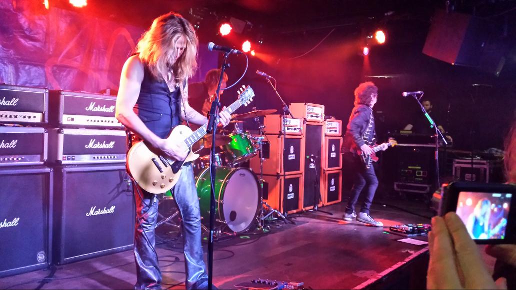 Brilliant night <a href="/glenn_hughes/">Glenn Hughes</a> <a href="/Douglas_Aldrich/">DOUG ALDRICH</a> in Manchester. Unbelievable talent! So lucky to be at the front.