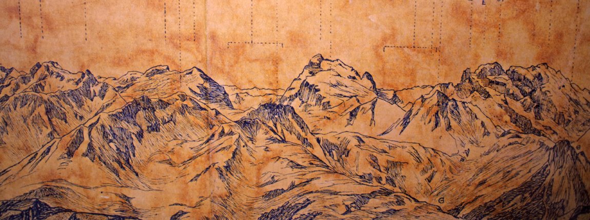 mabogsi's tweet photo. Detail von großartigem gemaltem #Montafon #Vorarlberg Bergpanorama von Kunstmaler #Bertle für #DAV Sektion #Worms https://t.co/RehvcpSjlc