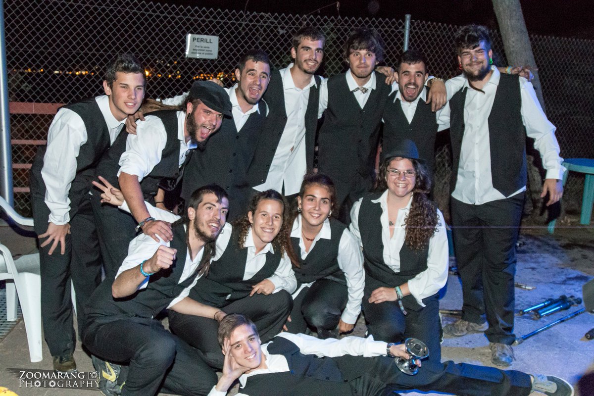 Moltes gràcies a tots els que heu fet possible que Malabandboi segueixi creixent i arribi als 2 anys! 
Salut i foc