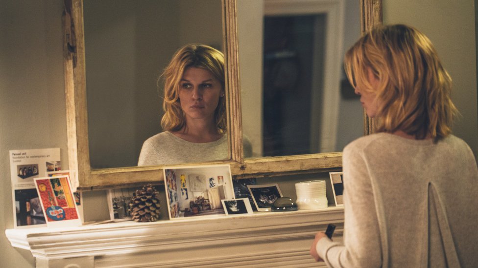 Clémence Poésy shares a birthday today with Juliet Stevenson, star of Truly Madly Deeply. Happy birthday ladies! 