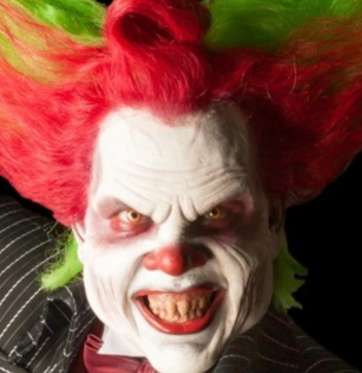 JBonenberg's tweet photo. Nog 1 nacht te gaan en dan kan 't griezelen beginnen @DoudeOost #And be aware, because Eddy might also be there ..." https://t.co/1hmb6KTaE8