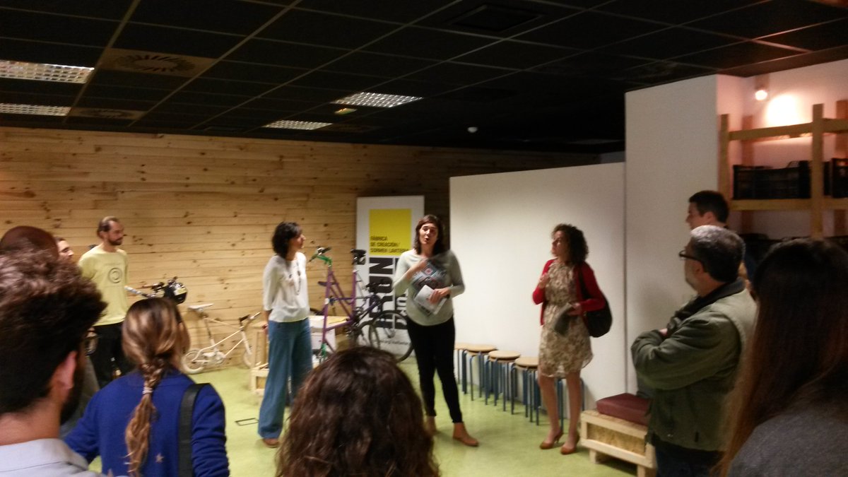 irunfactory's tweet photo. Comienza la 3a Jornada de #industriacreativa / Sormen Industriaren 3.Jardunaldia martxan da https://t.co/bVlHMiueSK