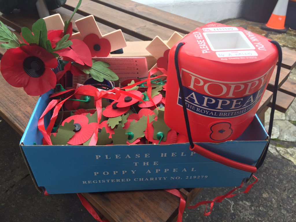 MrAWallis's tweet image. Off to do my bit for @PoppyLegion in #Porthleven #PoppyAppeal #exservice