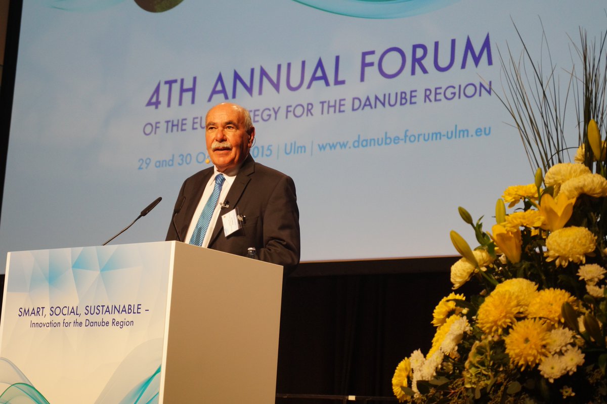 danubiz_eu's tweet photo. Die #Donau Strategie braucht "mehr Wahrnehmung und Erfolge", so #Ulms Oberbürgermeister Ivo Günner #EUSDR https://t.co/HE34VTWzyU