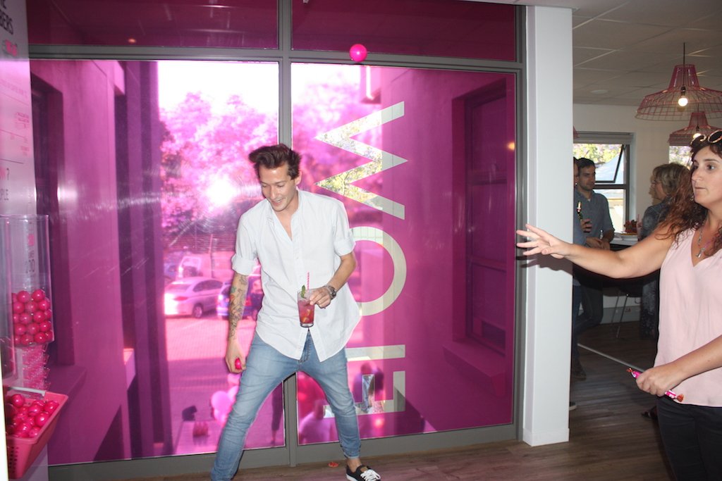 FlowComms's tweet photo. Smiles, #FlowFun and loads of #FlowPink at our 10th birthday celebration: https://t.co/Ob7obNPY2U https://t.co/3nd0WR7SWA