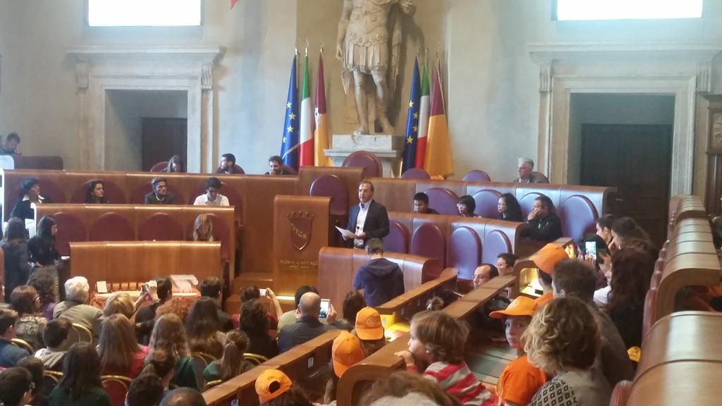 fabrizioolati's tweet image. Grazie a @fmdigitale @Fiammetta_FMD @Ana_fmd #IstitutoMassimo e #MakingDrones felici per questa esperienza #GJC2015