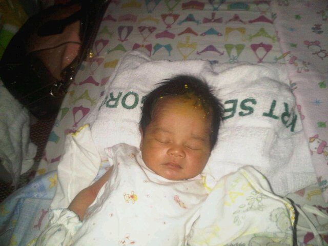 Niakaniya's tweet photo. Kesayangan mama :* https://t.co/CdvqG0N3zK
