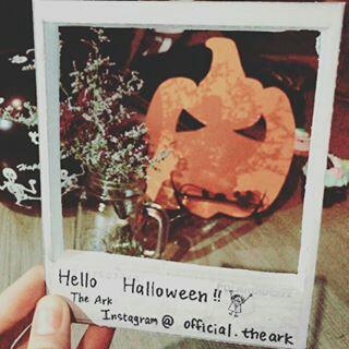 thearkbuzz's tweet photo. [PHOTOS]151030 official.theark IG update: "Hello! Halloween٩( ᐛ )و
#THEARK #디아크 #halloween #할로윈데이" https://t.co/OTd8UsOzXi