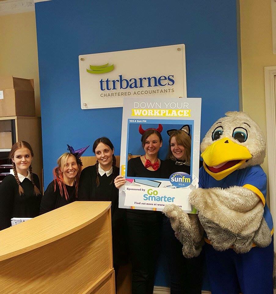 ttrbarnes's tweet photo. This morning we welcomed Sunny the Seagull and the Sun FM Street Team into the office. Bringing goodies and biscuits https://t.co/cdVZc9yx9K