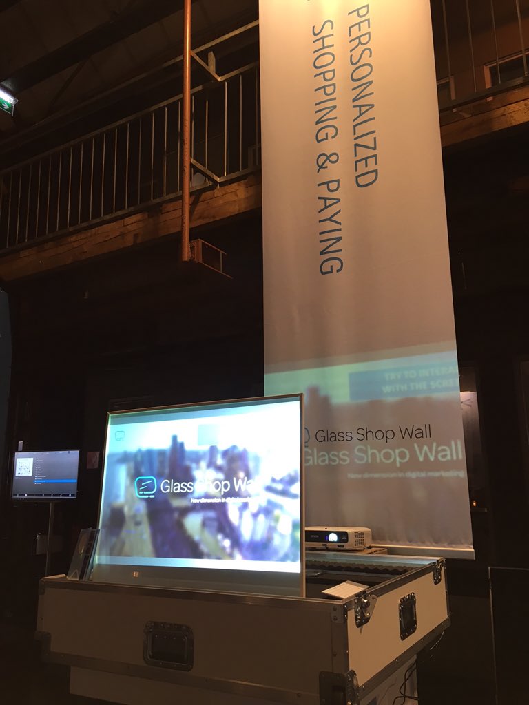 <a href="/GlassShopWall/">Glass Shop Wall</a> bij #AiA15 <a href="/Accenture/">Accenture</a> innovation Awards 2015