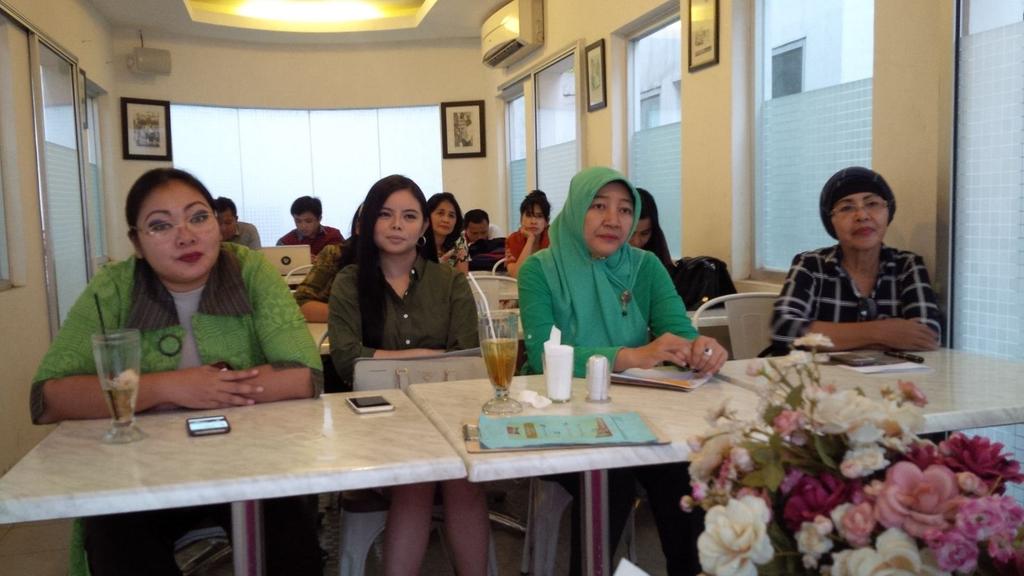DPP_LIRA's tweet photo. Pleno DPP Perempuan LIRA

@boedysis 
@ruhutsitompul 
@IndraJPiliang 
@JessicaNWidjaja https://t.co/edmKsVpz0u