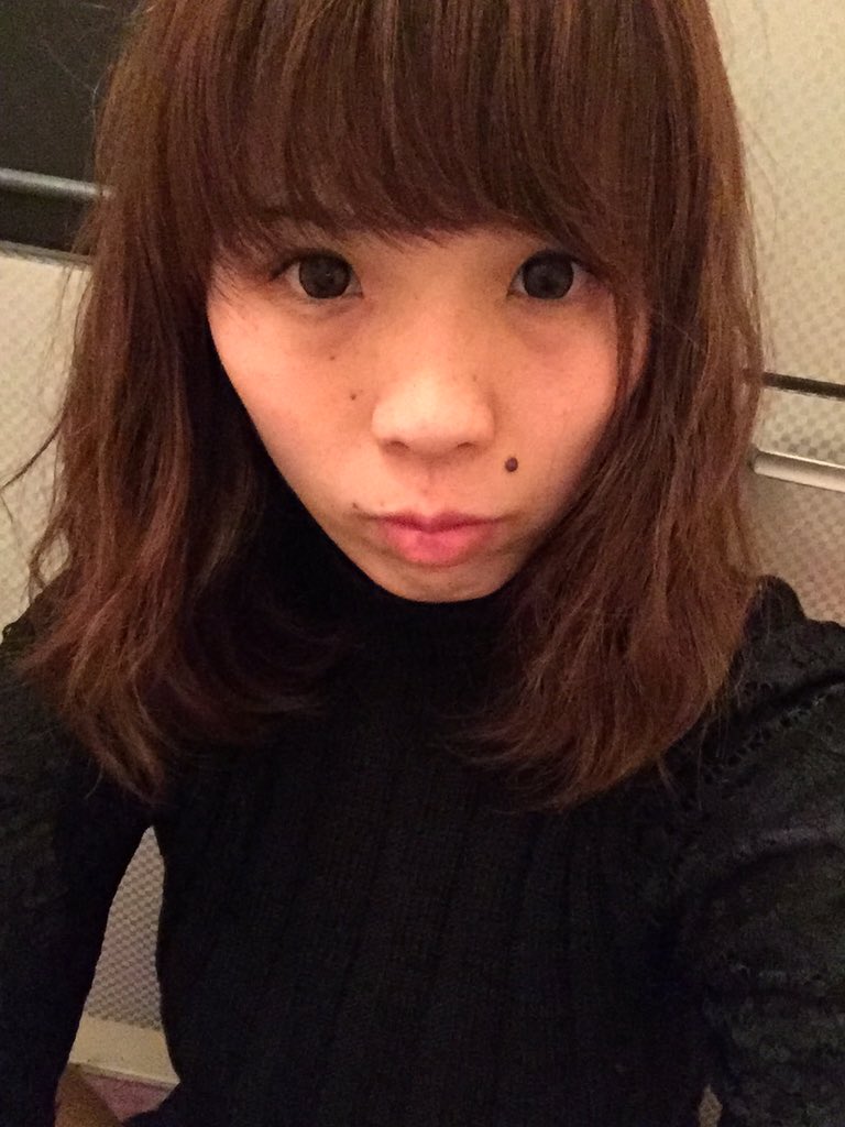 なつメロ 24日最終日 なんかね 直毛だからパーマかけた次の日にシャンプーしたら ほぼとれて今では ボサボサだよ笑 T Co Vutjvg9lfk なつメロ 24日最終日 なんかね 直毛だからパーマかけた次の日にシャンプーしたら ほぼとれて今では ボサボサだよ笑 T Co Vutjvg9lfk