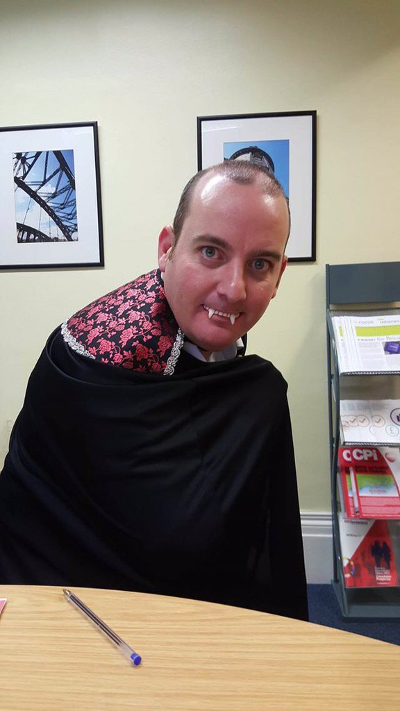 ttrbarnes's tweet photo. Darren has got his teeth into our Dress Up Dress Down Friday! https://t.co/48KIz9KRVE