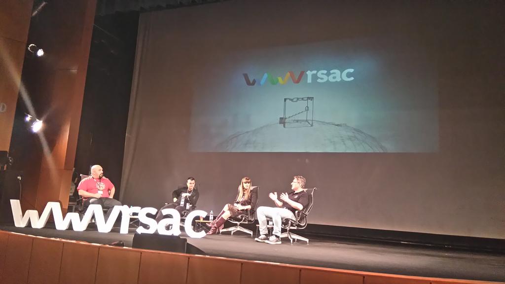 sejacsnova's tweet photo. #wwvrsac panel o #startup sa @ivancosic @SnajkaDeMadre @logoholik i @dariomanesku @vucilo skuplja fore ;-) https://t.co/nZY3tP59aN