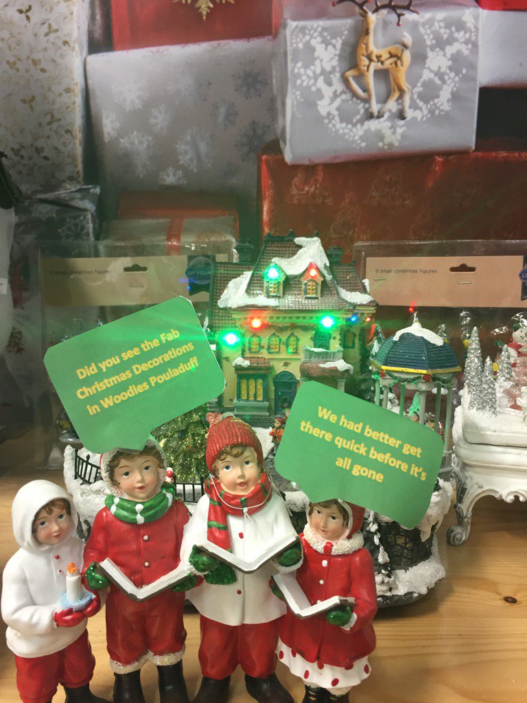 stepstubbs's tweet photo. @W_L_Team @stephenpduff #decorations give #thumbsup to #newhome https://t.co/Ye0A8F0tAq